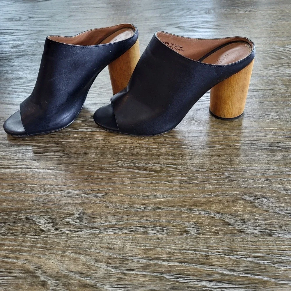 Urban Outfitters Black Leather Peep Toe Mules Chunky Wood Block Heel Sandals 8